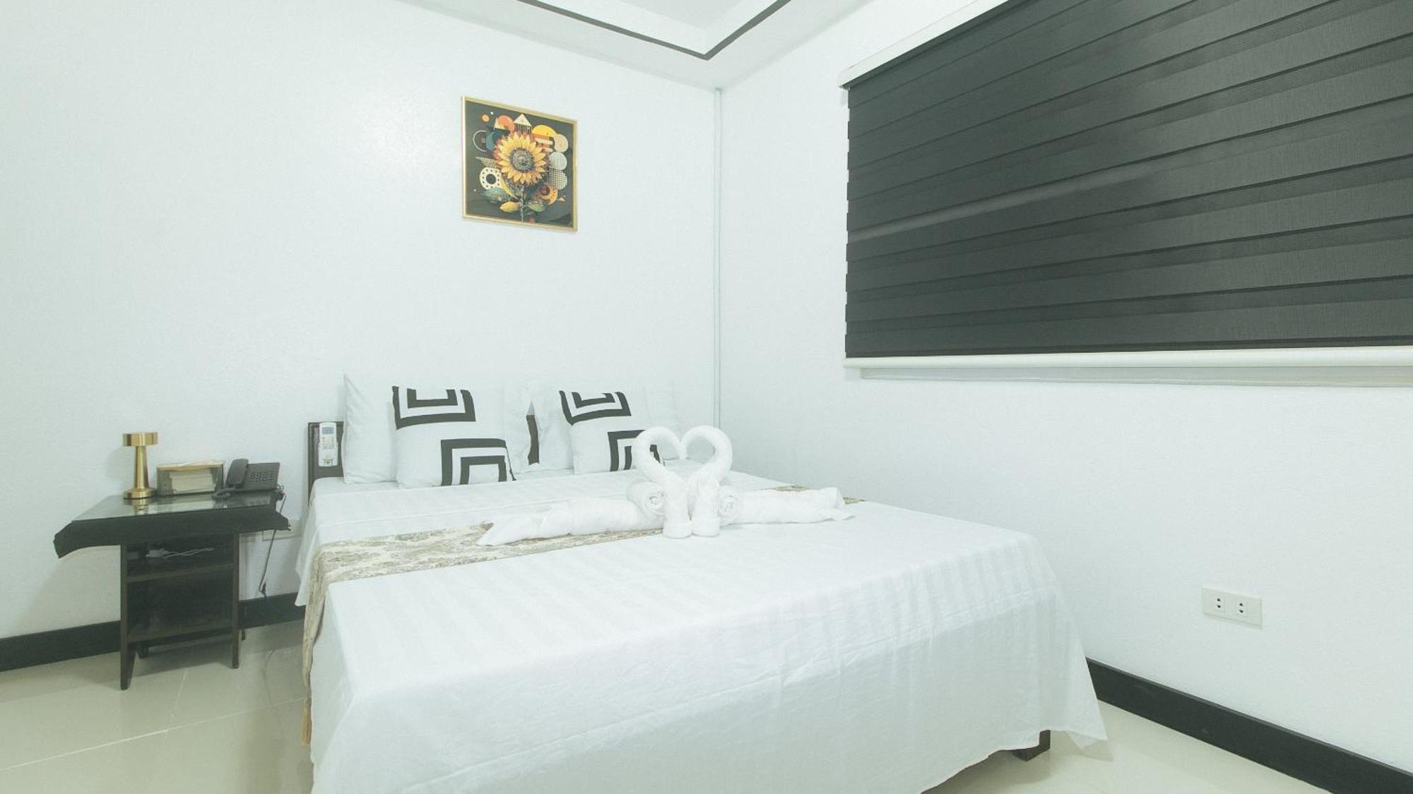 RedDoorz @ Colorado Street Angeles City Exterior foto